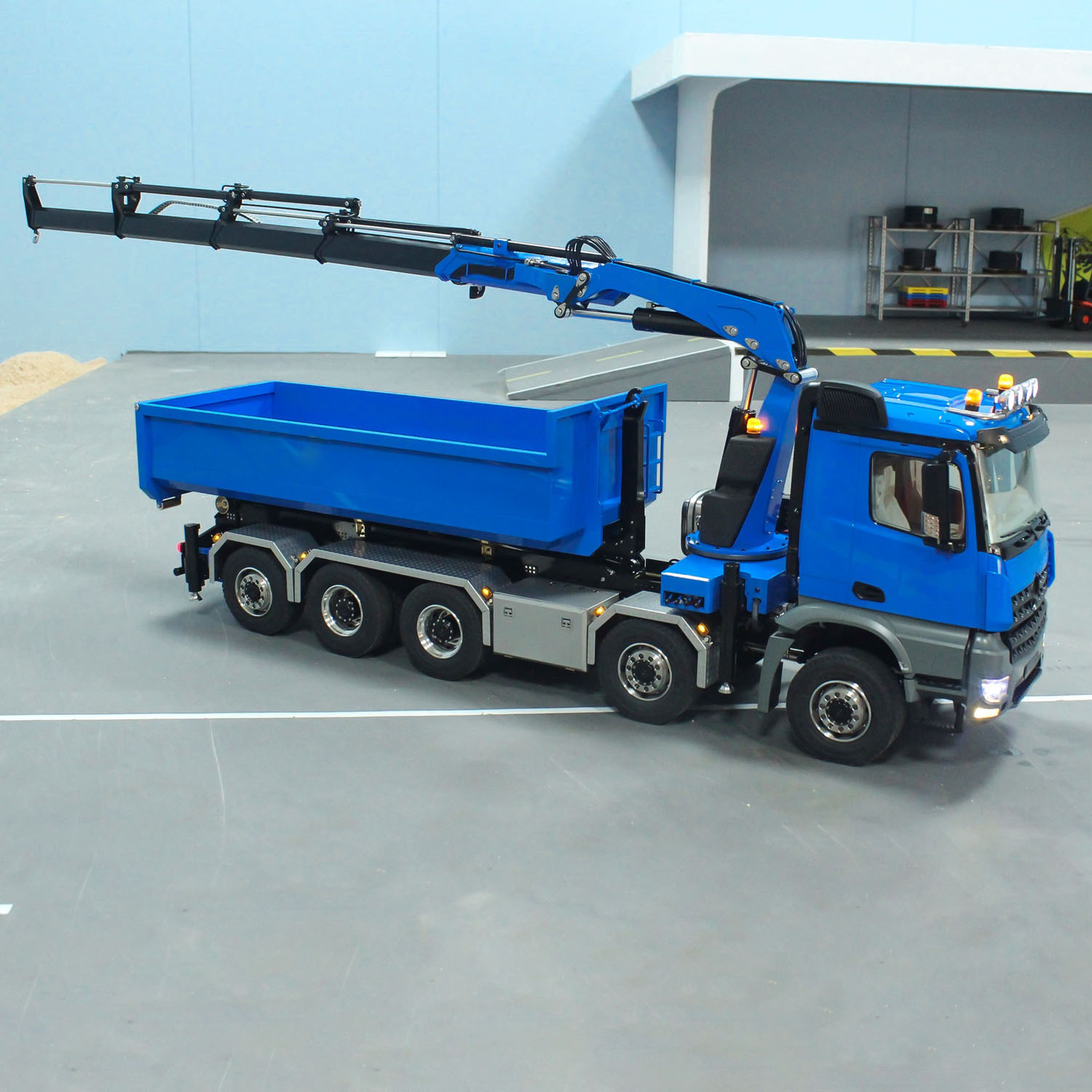 Rc Hobby Toucan - Camion benne hydraulique en métal 10x10